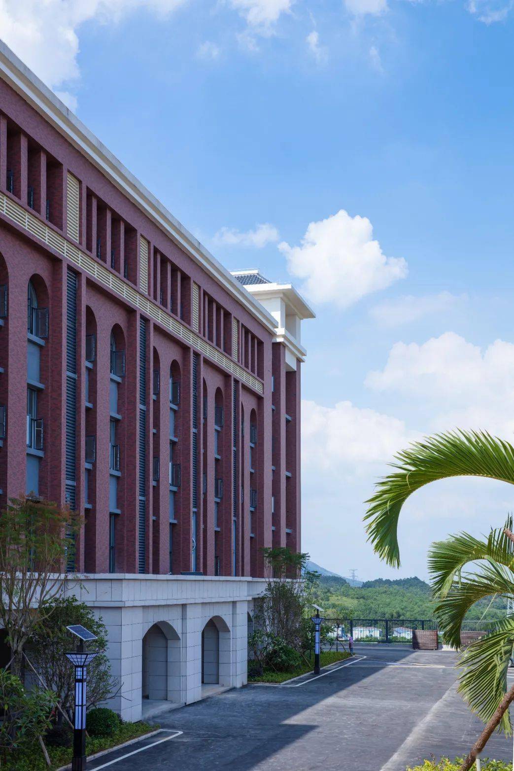 天啊2024春季高考共超60万人300分以下考生难度加大