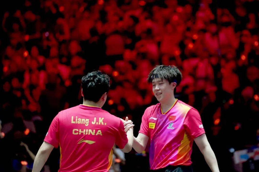 拼字当先王楚钦王曼昱单打夺金均加冕双冠