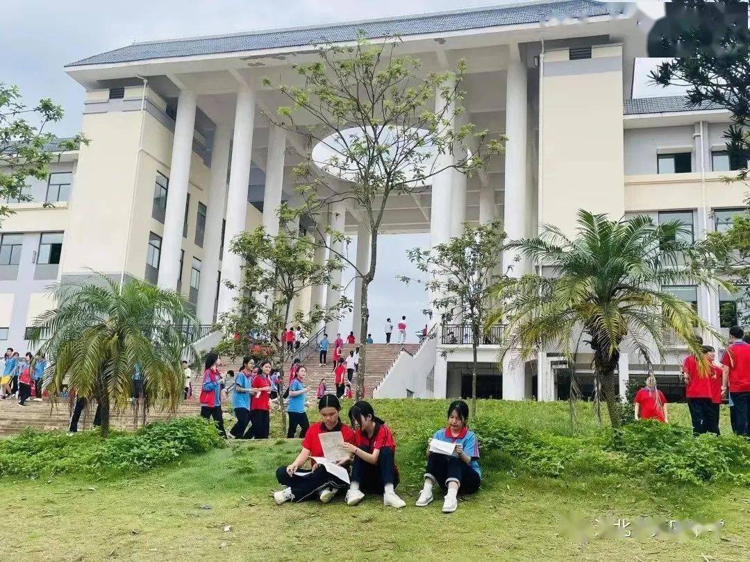 这只是浦北四中在抓教育教学的一个缩影,也是浦北四中教育教学质量的