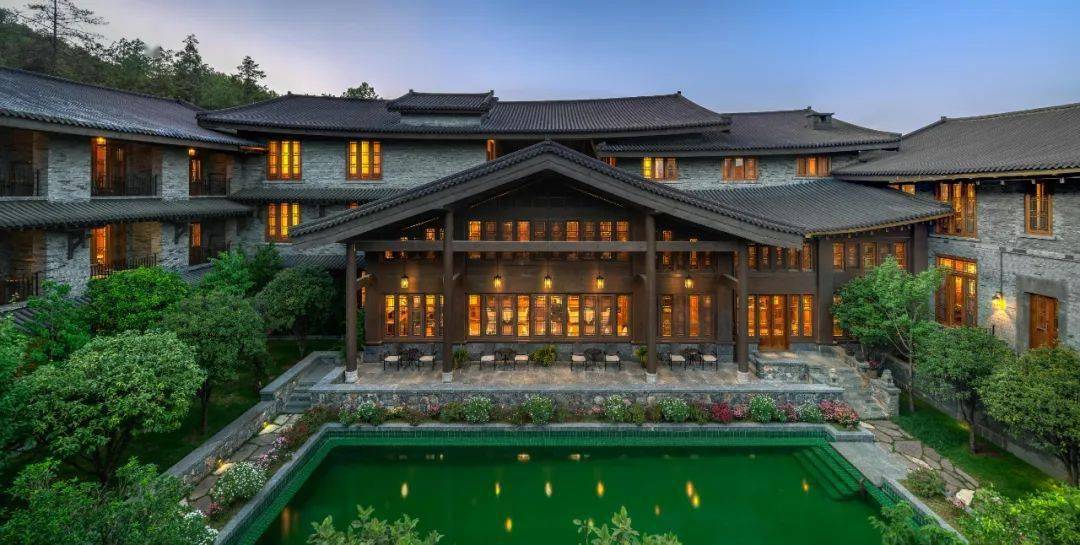 松赞春促5天4晚房车套餐回归云南西藏涵盖清明五一暑期