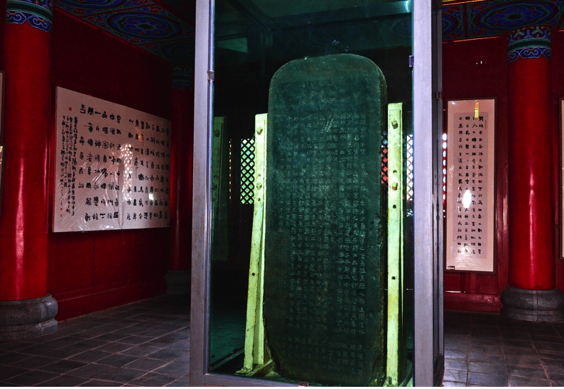 爨宝子斩获国展一席之地很多人忽略了融