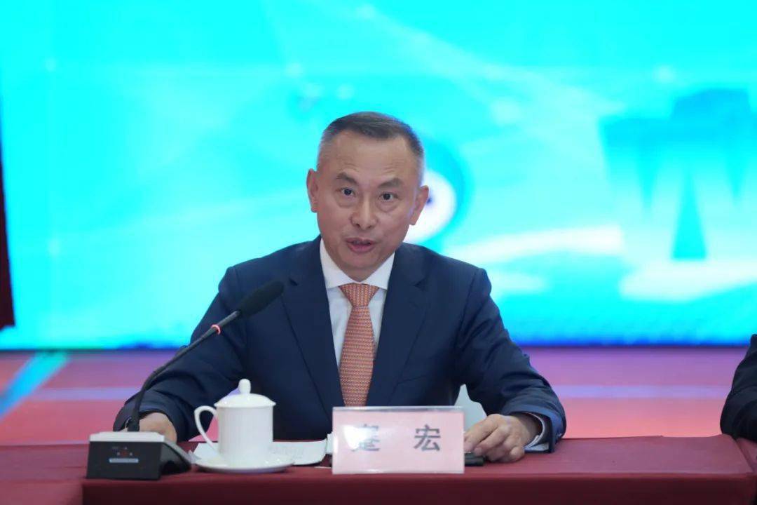 787878湖北省楚商联合会秘书长蹇宏介绍据统计,前五届健博会共