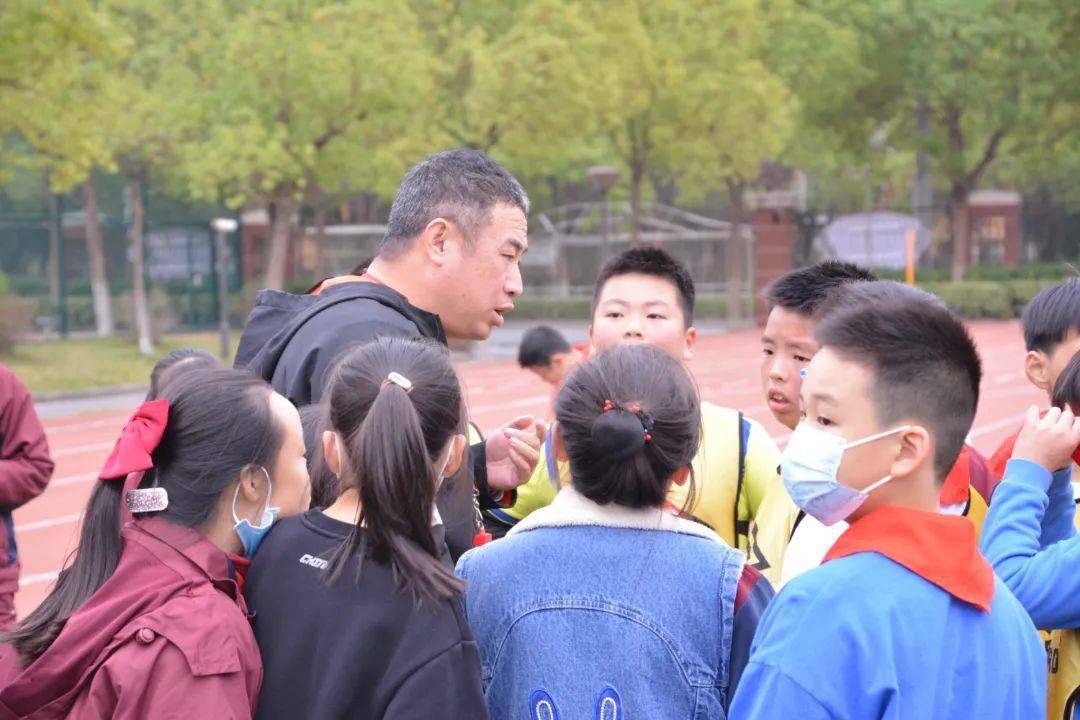 热点聚焦课后服务优秀案例泗泾二小体教融合促发展课后服务显成效