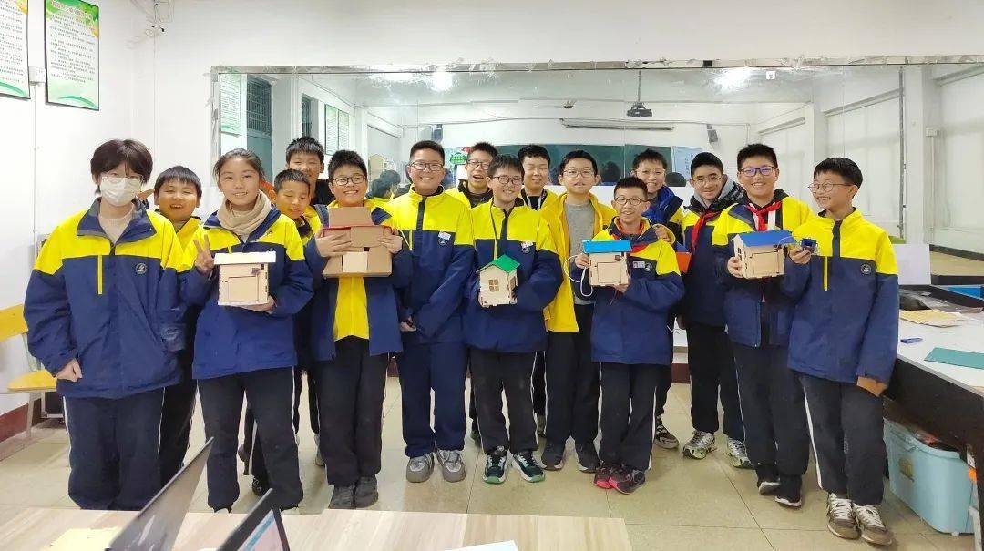 黄岩2个第二批台州市中小学人工智能教育专家入围名单公布