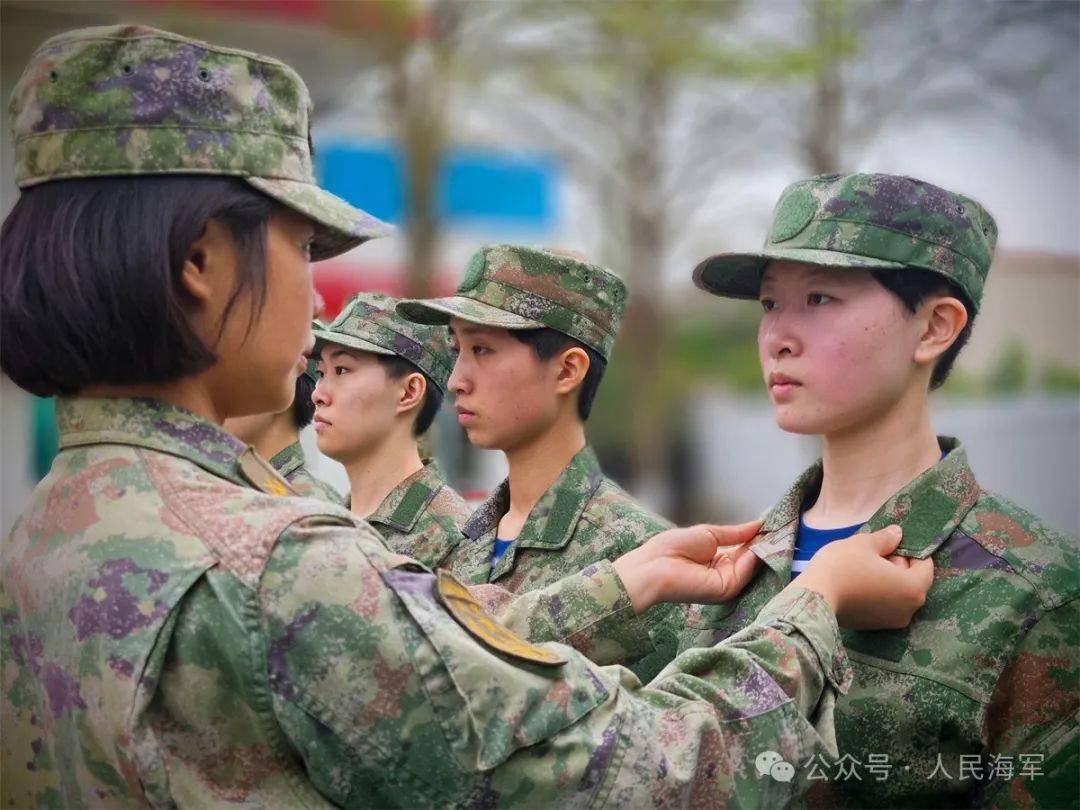 江塘集中营女兵图片