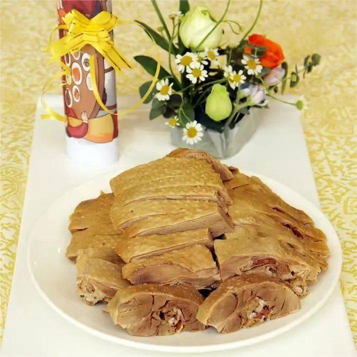 介绍开幕式及活动现场,推介南靖县特色小吃美食,农副产品等,人气博主