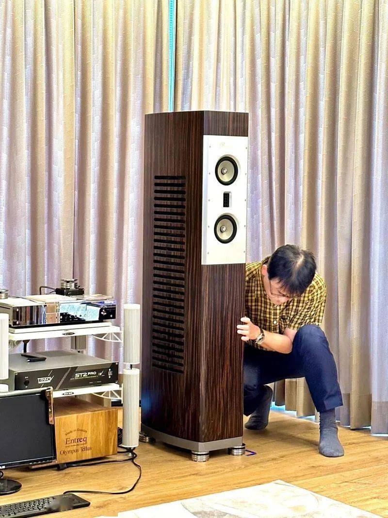 烧友家访掘音箱更深的潜力竹北范先生的burmester全套系统