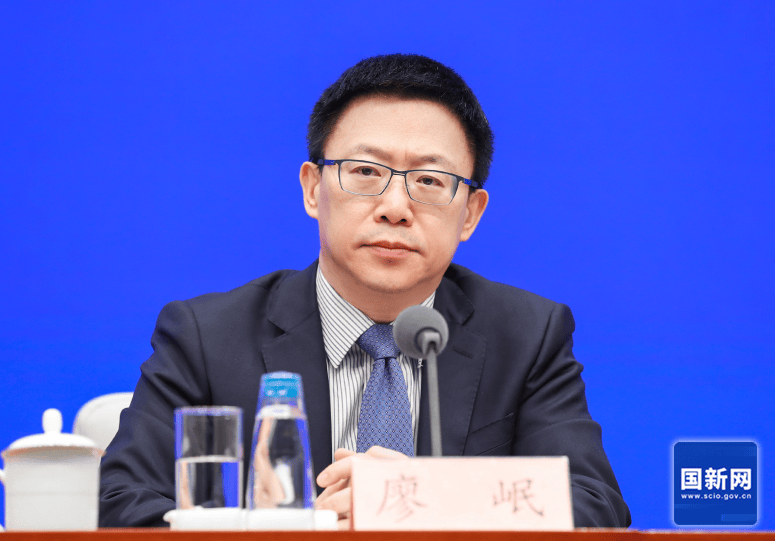 财政部副部长廖岷通报1-2月财政运行情况时表示,总的来看,收入延续