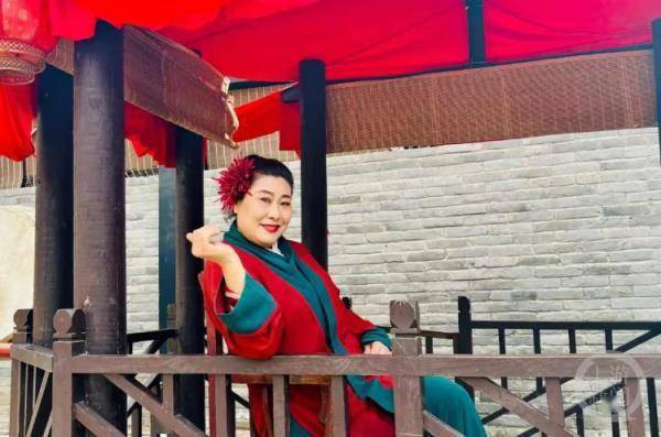 月老手下的销冠大宋武侠城景区王婆说媒爆火