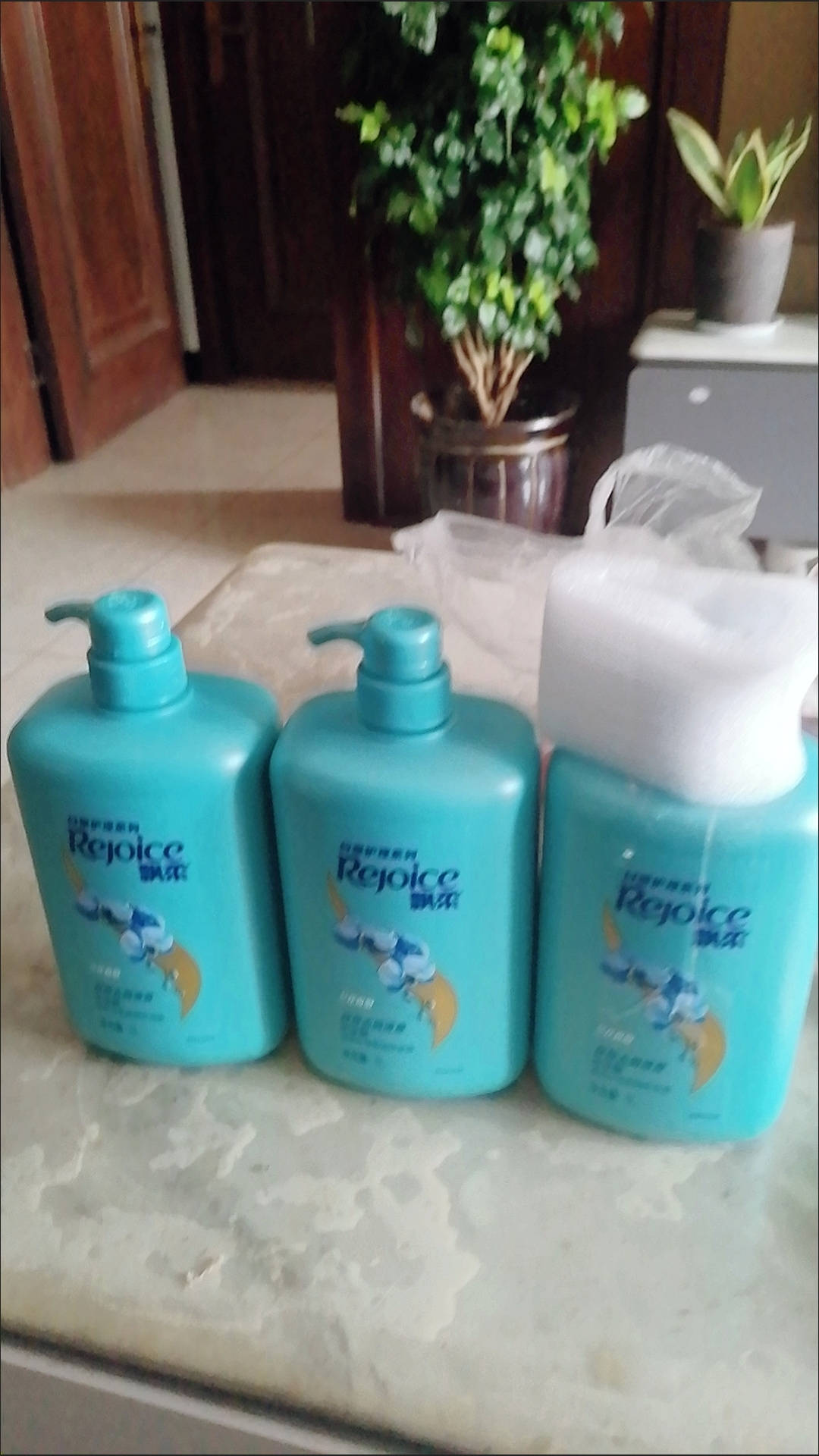 蜂花洗发液是国货老品牌了.味