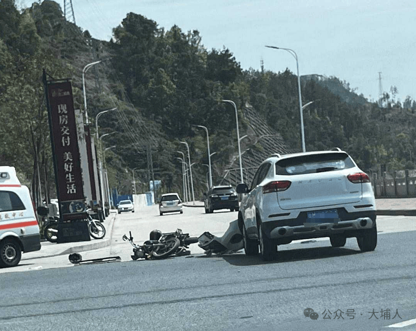 大埔这路口又车祸现场