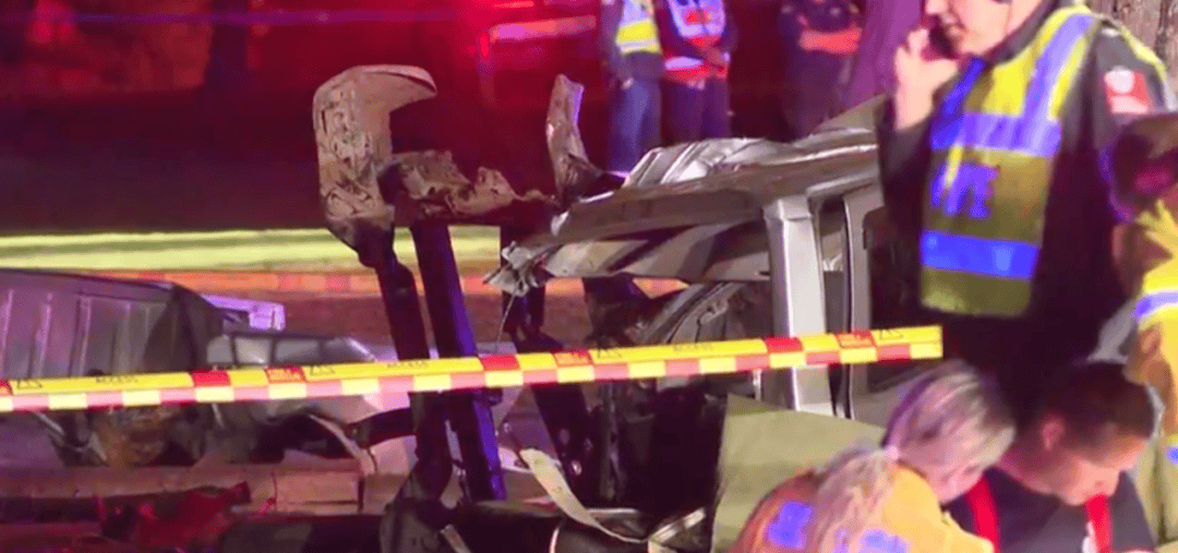 数据澳华人区公交车汽车惨烈相撞致命车祸频发墨尔本宝马车撞死6人澳