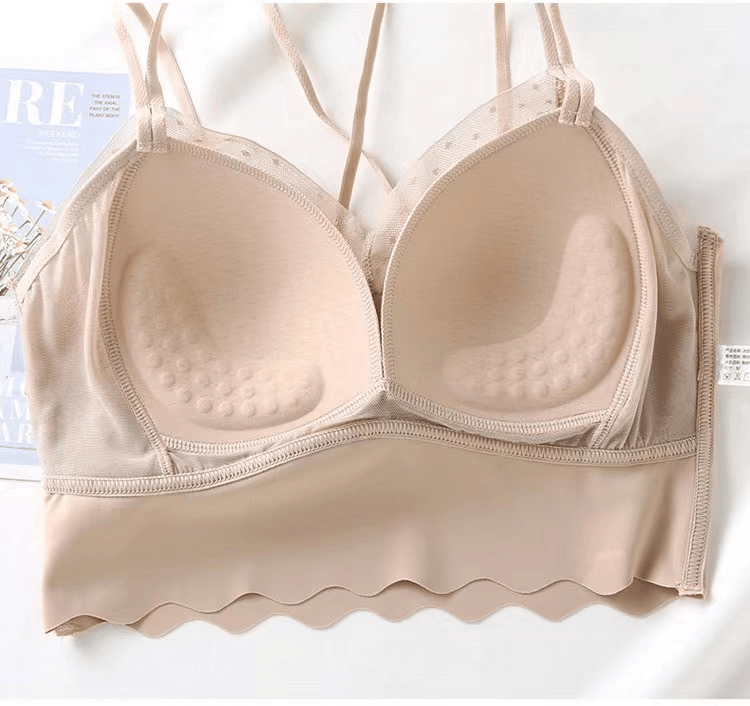 今年爆火的"渣女背心",又纯又欲,显瘦又时髦_内衣_胸部_女性