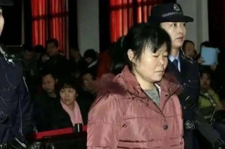 真相揭开,妇产科主任被判死刑_张素霞_董珊珊_孩子