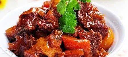 糊,绿豆粥,粗粮玉米间餐:新希望牛奶,老婆饼午餐:红苕米饭,红烧牛肉