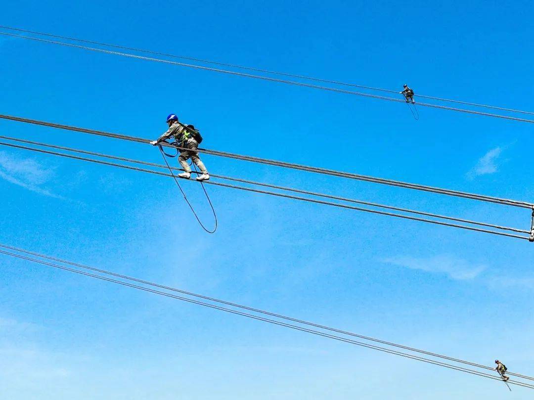 鹿松5728线国网阜阳供电公司完成了500千伏在阜阳市颍上县润河镇3月21