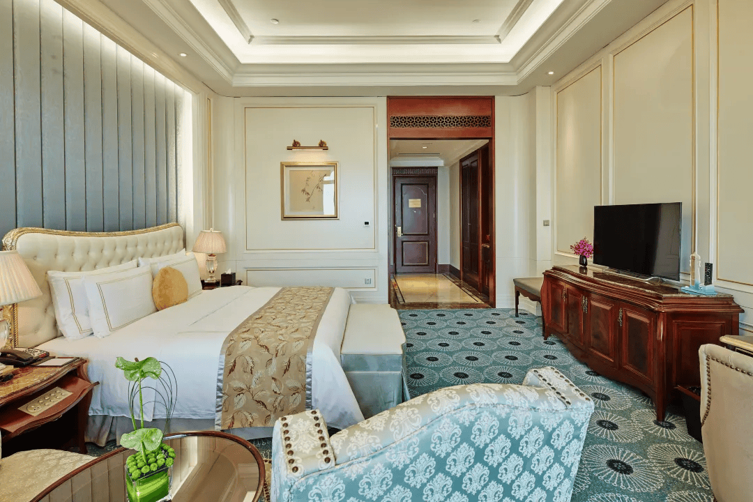 晚￥699元享豪华园景大双床房1晚2大1小早餐2大1小郁金香花博会门票等