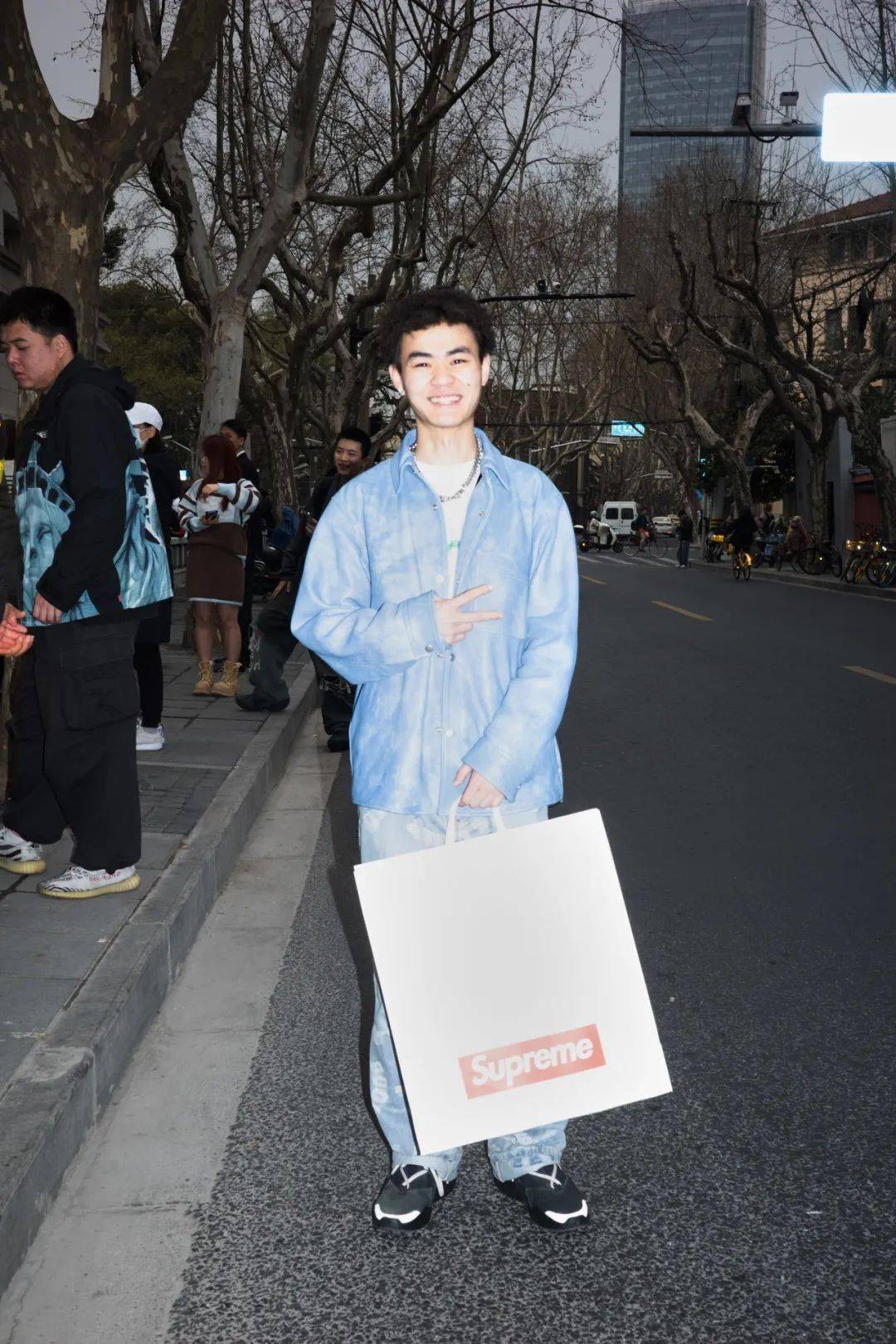 supreme全新上海店开业盛况完整回顾及街拍特辑streetstyle