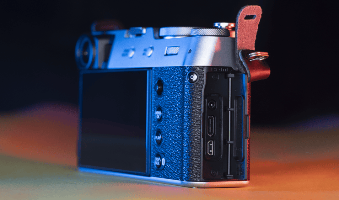 开售即涨价定价11万的富士x100vi到底值不值深度用过之后我想说