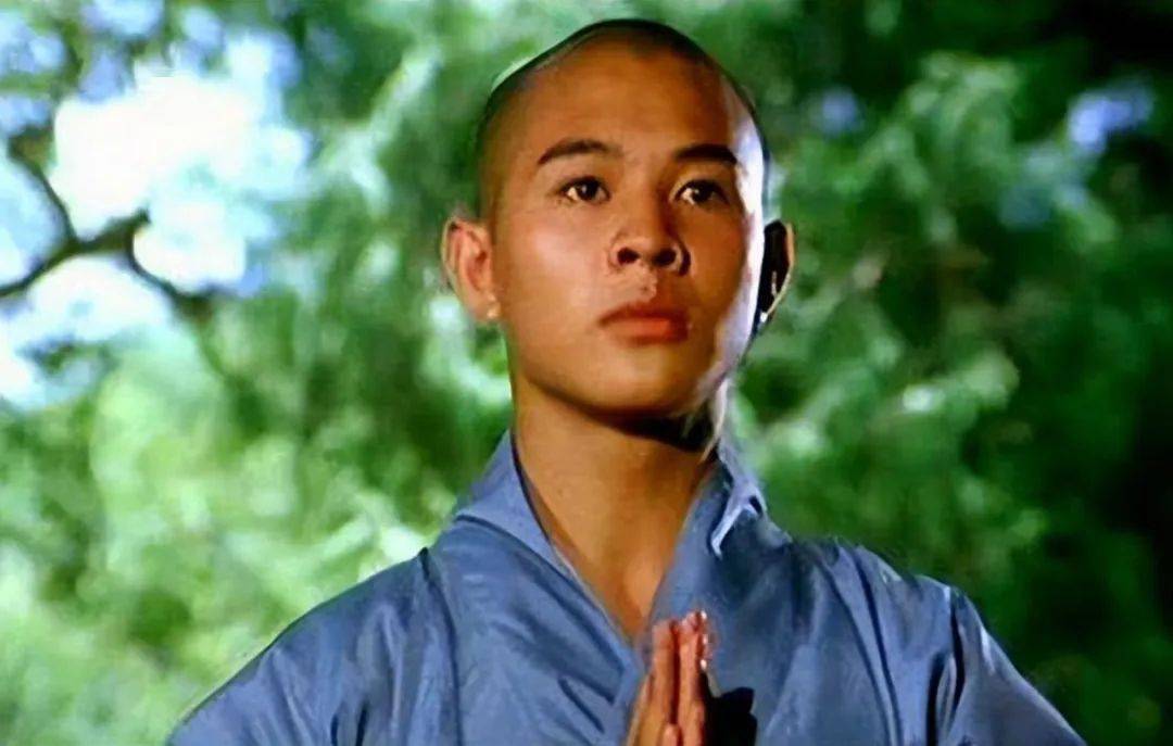 四位被永久除名的 "国家一级演员"_斯琴高娃_李连杰_瑞士