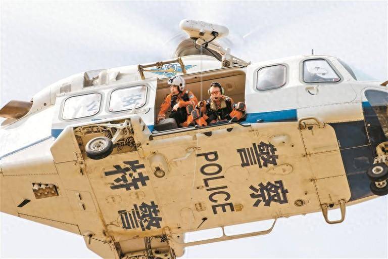 (深圳市公安局特警支队供图)深圳新闻网2024年3月26日讯(深圳特区报