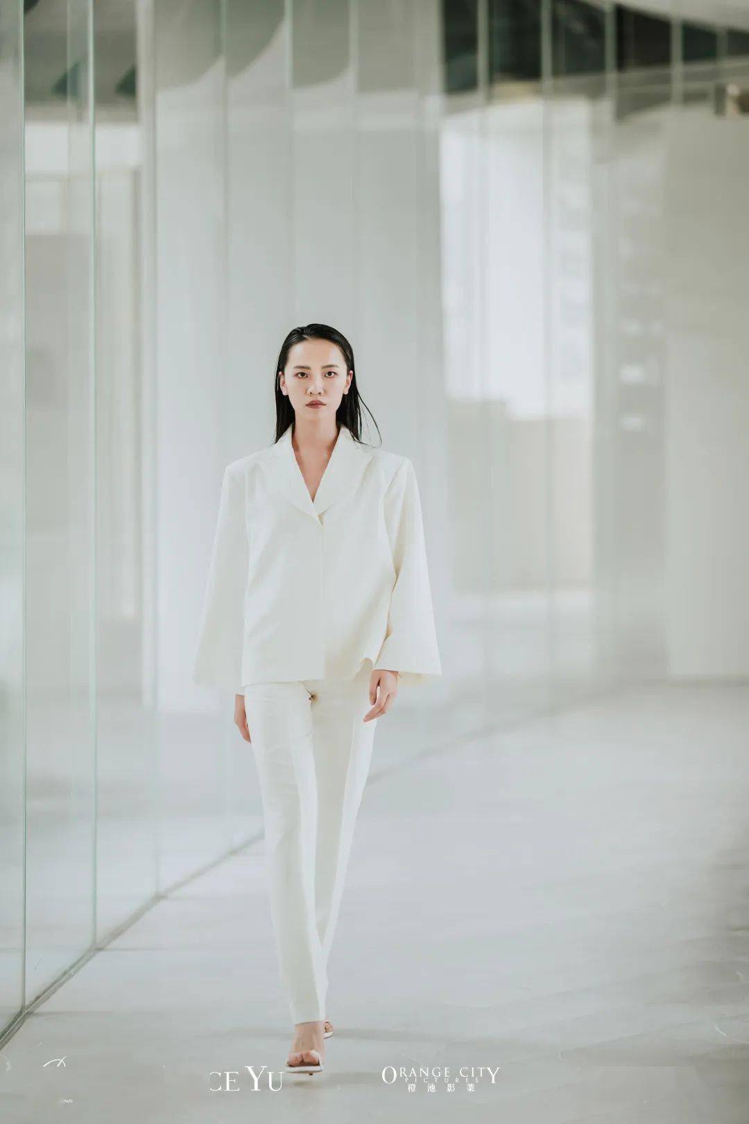 「她有自己的要求,她有自己的秩序.