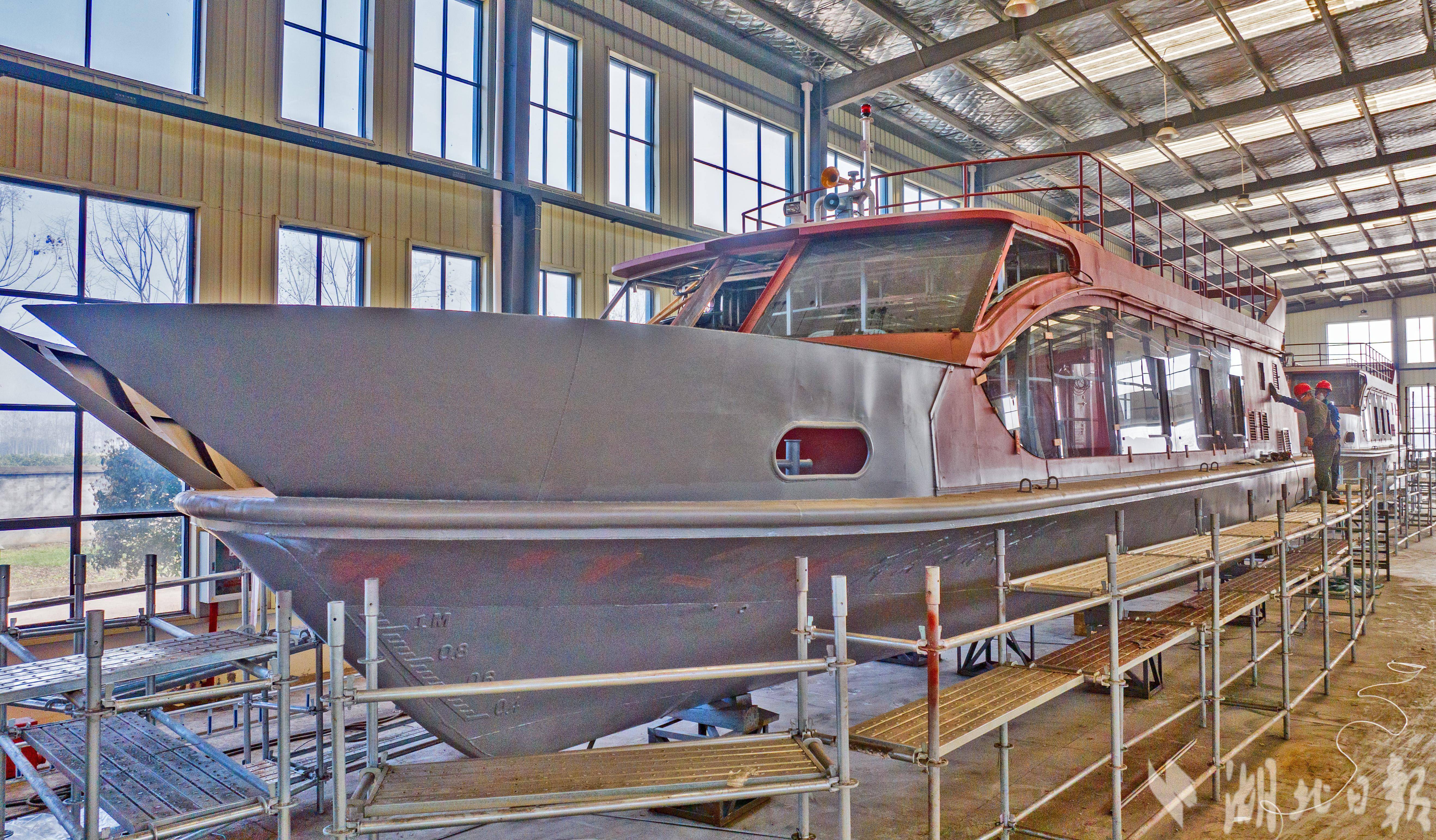 宜昌电动游轮订单迎来爆发式增长