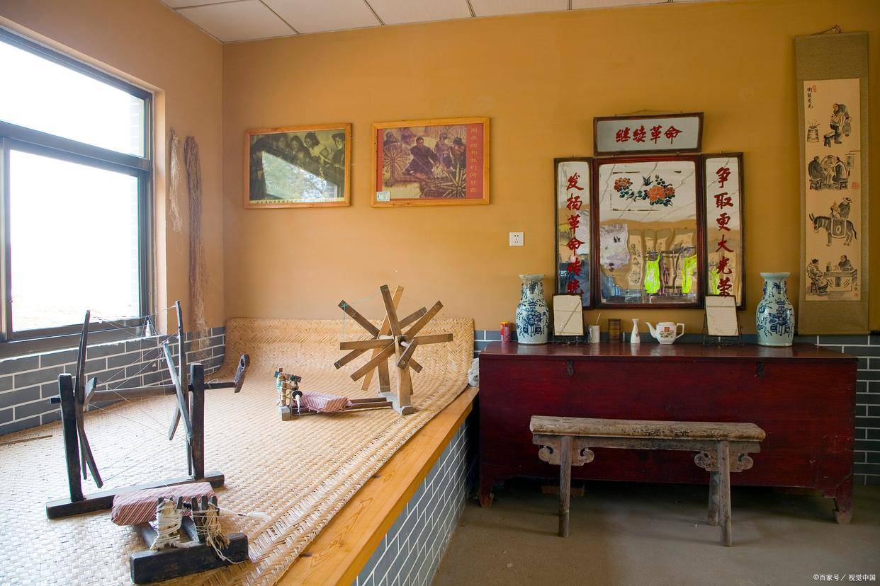 在东北冬天睡火炕全家人一起睡宽敞不尴尬知道真相后长知识了