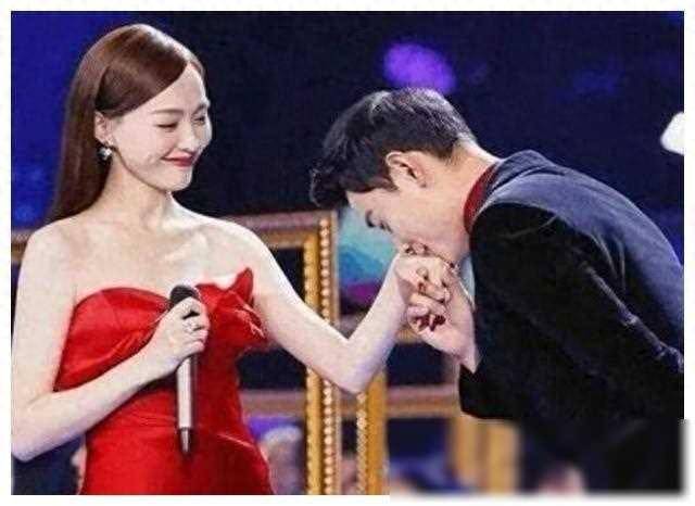 唐嫣罗晋娱乐圈的甜蜜典范爱情佳话谱新篇