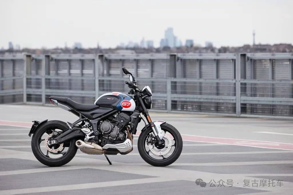 好看!全球限量发售 triumph trident 660 特别版发布 