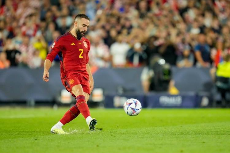 又好又坏卡瓦哈尔是西班牙队史首位单场造点又送点的球员