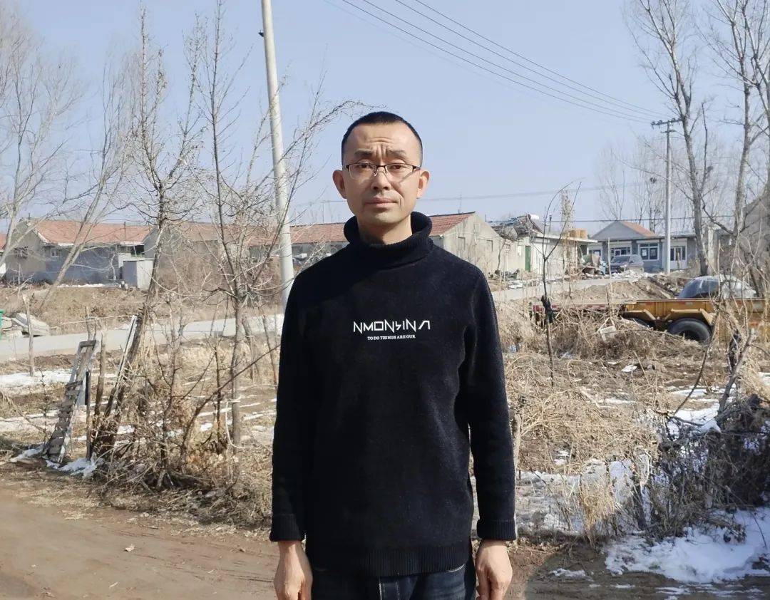 德耀青岛礼赞模范王发明割肝救妻见证最美爱情