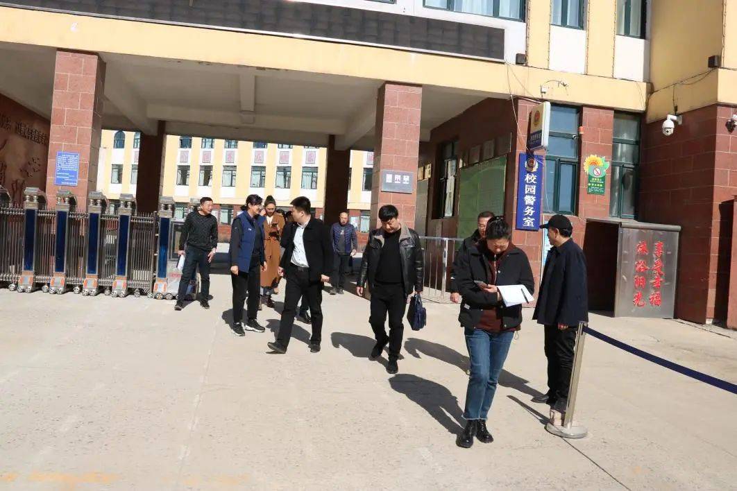 五部门联合开展农村义务教育学生营养改善计划专项督导检查_饶河县