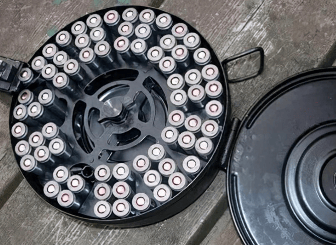 50冲锋枪仿自苏联波波莎却大幅改动抗美援朝战场打得敌人直哭