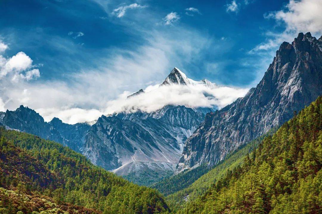 清明假期 | 香格里拉之魂 稻城亚丁6日游自驾_景区_行程_前往