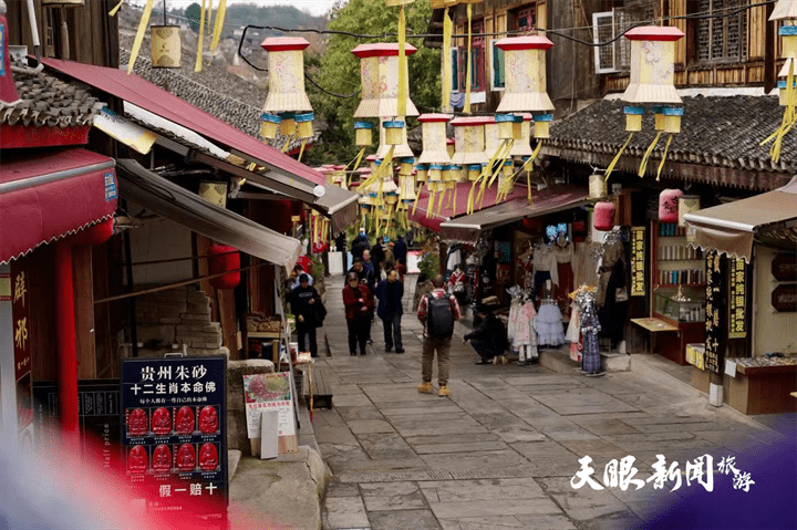 机景联动飞阅贵州丨青岩古镇大明古迹尽显人间烟火气