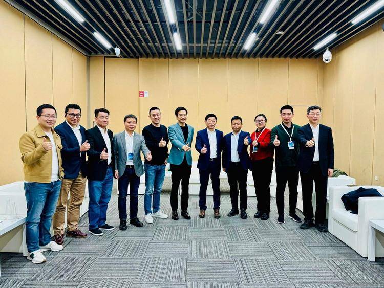 一场“小米式”的发布会小米SU7雷竞技(RAYBET)用实力征服市场(图18) 一场“小米式”的发布会小米SU7雷竞技(RAYBET)用实力征服市场(图18)