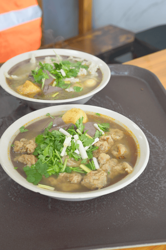 阜阳有家名叫"前红粉鸡"