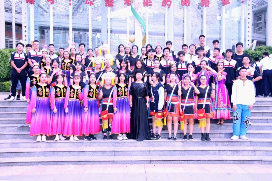 禺山高中"天空"合唱团2.