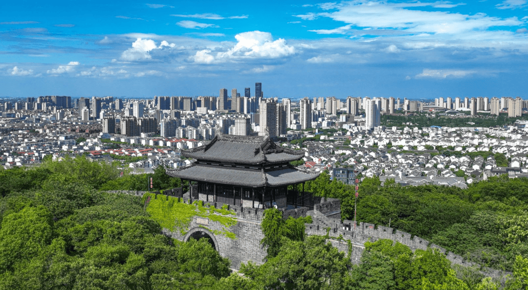 常熟c位拍了拍你