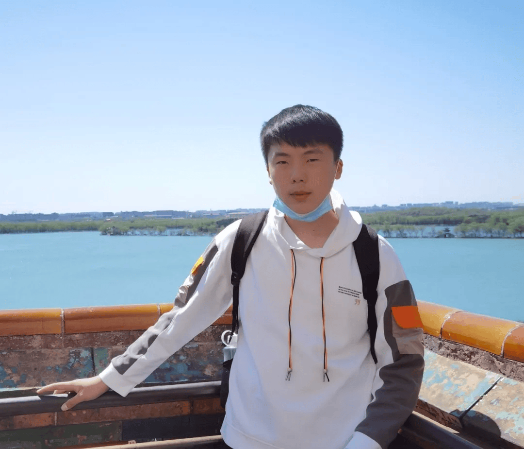 这个党支部的大四学生全员保研