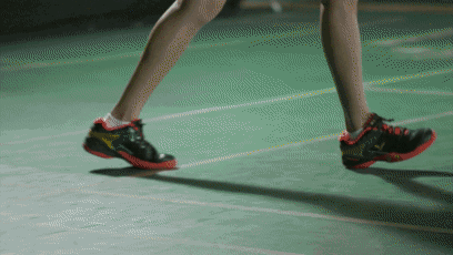 什么是"马来步"和"中国跳"?