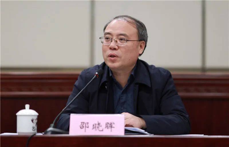 日前,安徽省委决定,邵晓晖同志任安徽日报社党委副书记,总编辑.