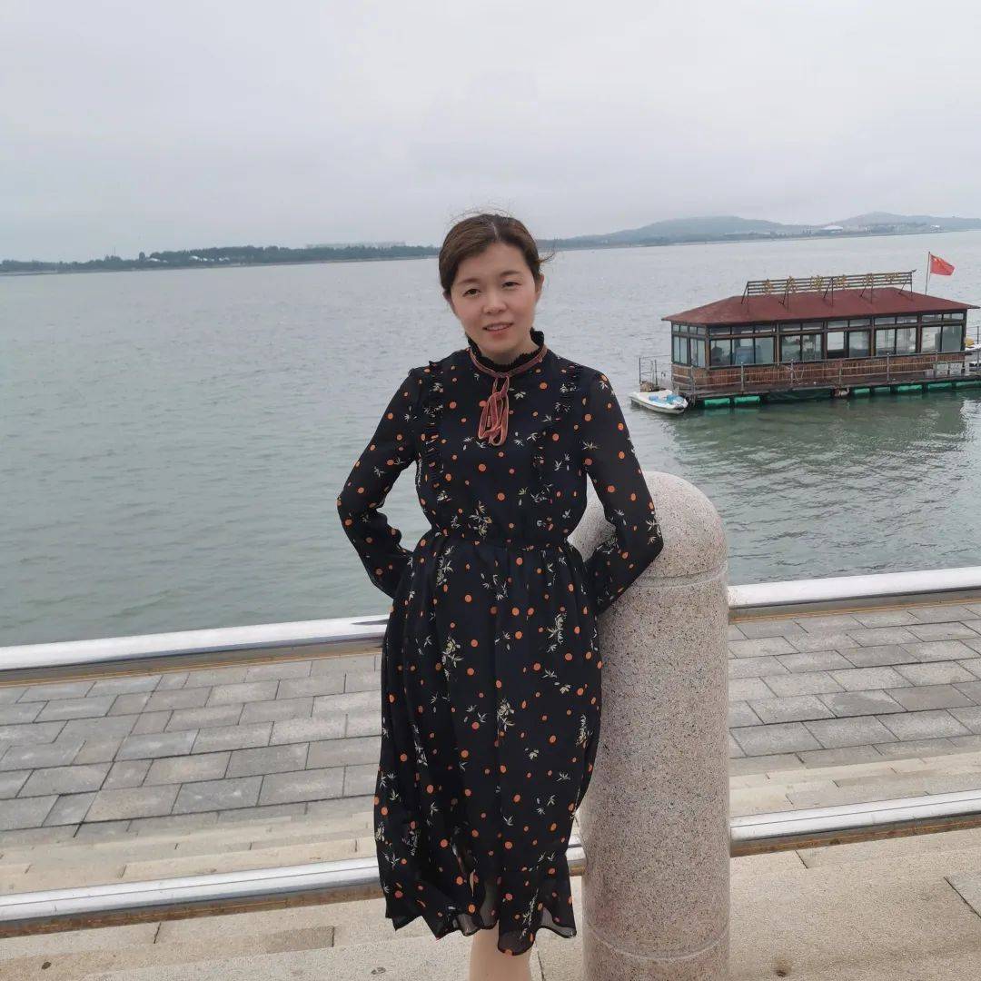 选择做老师就是选择了责任,就要尽到教书育人,立德树人的责任,从教24