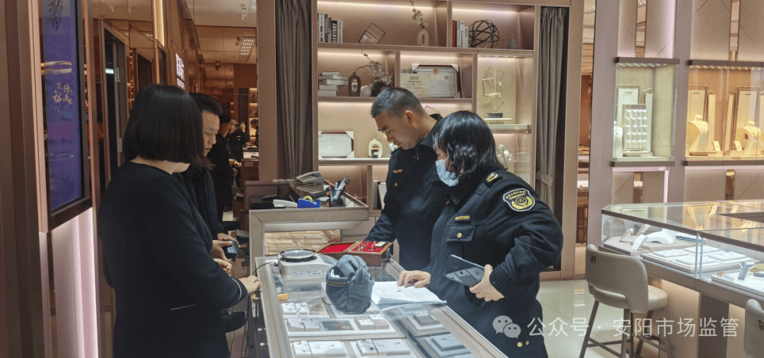 称金秤银的电子天平准不准?这个县的市场监管局开展金银饰品店在用电子天平检定专项行动_计量_检查_滑县