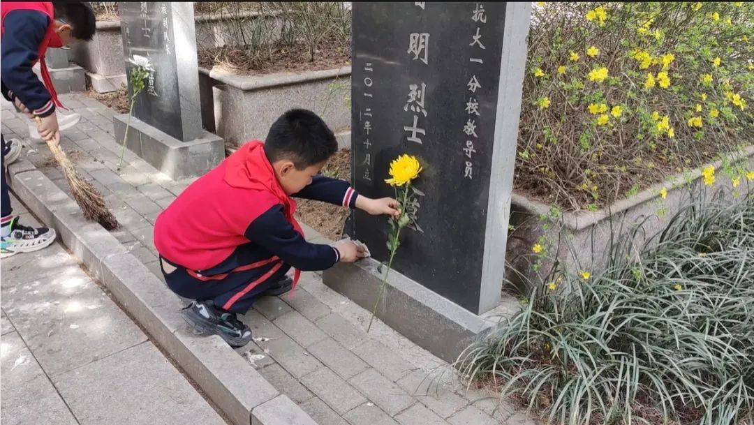 【我们的节日·清明】双堠镇妇联开展清明节"缅怀革命先烈 传承红色