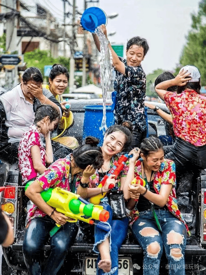 泰国史上最长泼水节这一篇泼水节攻略必须提前看好