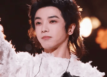 鹿晗张艺兴的瓜？华晨宇破防？黄轩前女友被扒？​赵小棠抑郁症？柳俊烈韩素希假分手？