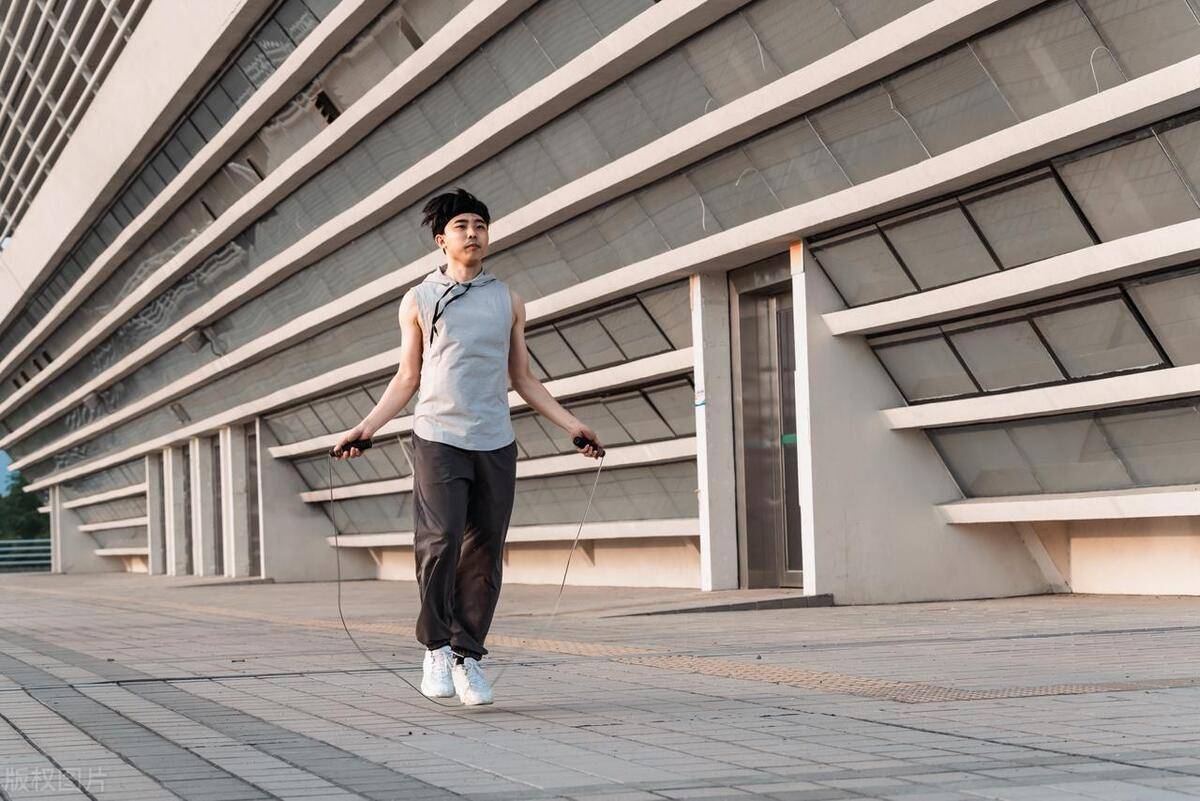 每天进行1000个跳绳,7个益处不请自来_身体_运动_锻炼