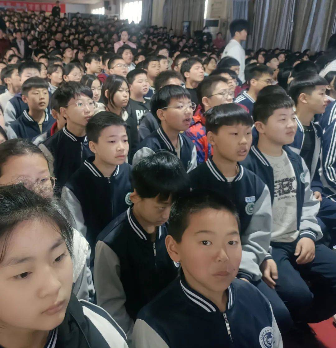 拒绝校园欺凌共建安全校园华龙区濮东街道司法所普法专员来我校进行